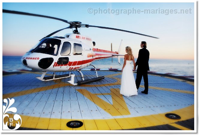 Decollage en helicoptere des maries a Monaco - Heliport