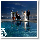 Les maries et leurs temoins au bord de la piscine au Vista Palace de Roquebrune Monaco