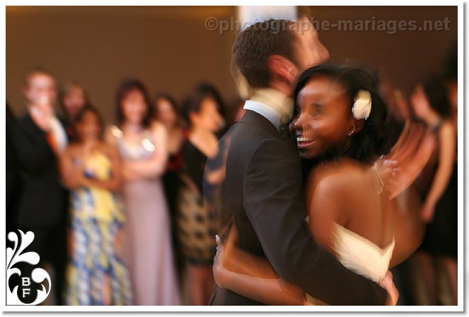 Photographe de la premiere danse des maries a Cannes