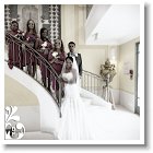 Photographe des temoins et des maries dans la hall du Royal Riviera Saint Jean Cap Ferrat 